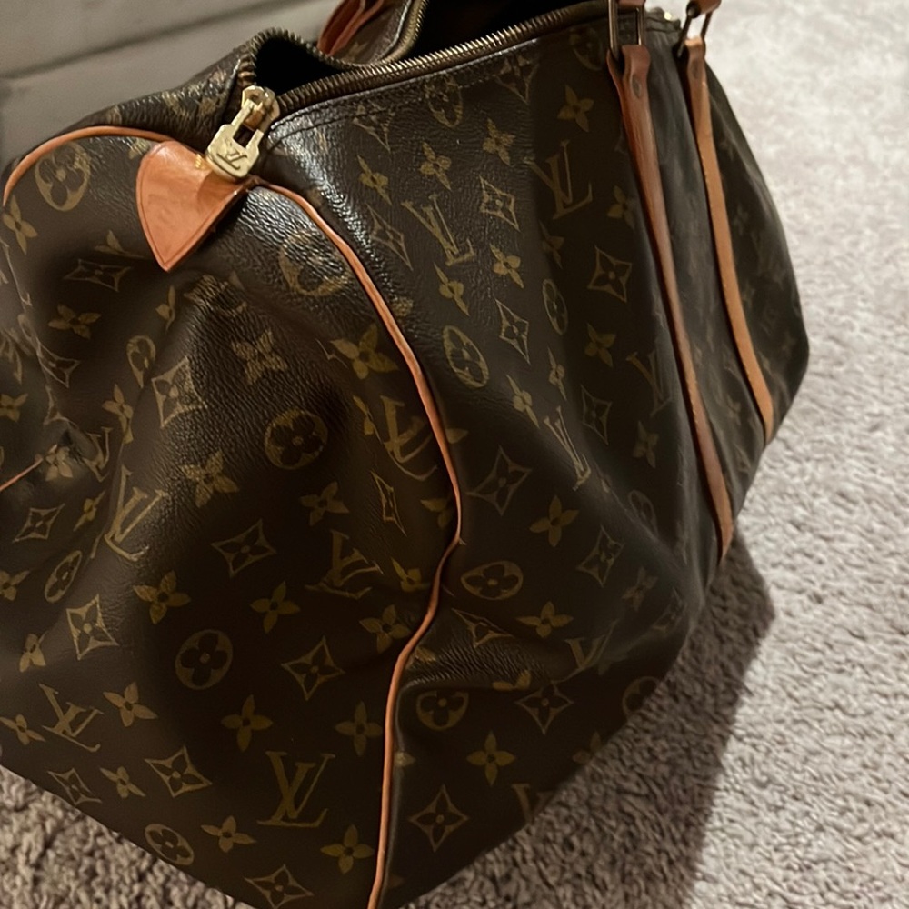 Louis Vouitton weekender 50. In great shape.